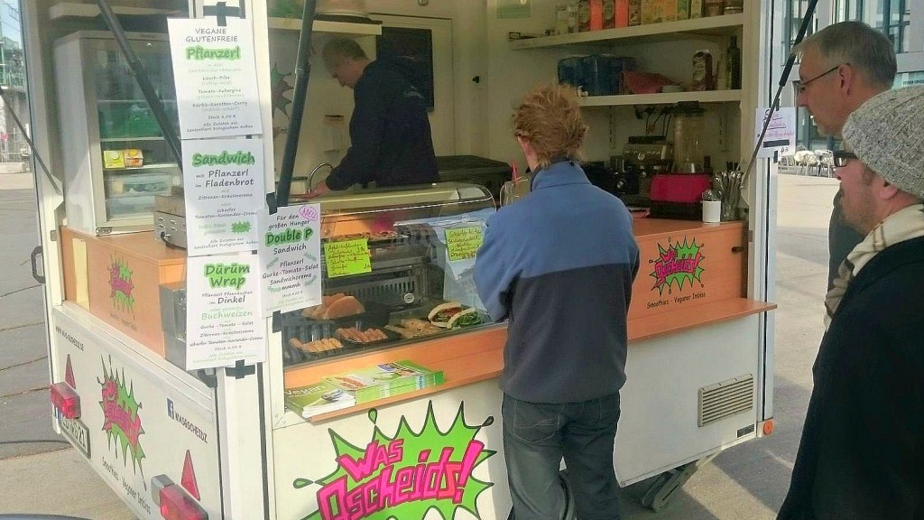 vegan essen München Vegan essen München: Was Gscheitz in München, Wochenmarkt veganer Stand